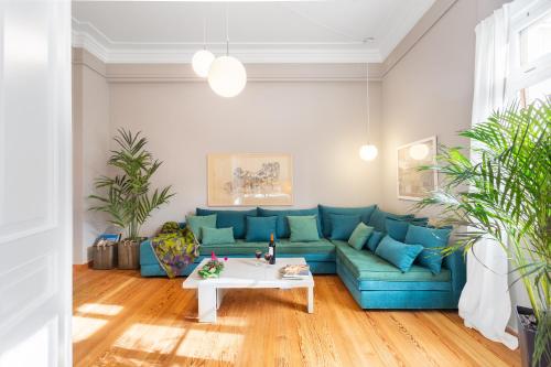 Hidesign Athens Apollon Luxury Apt in Plaka Acropolis - image 6