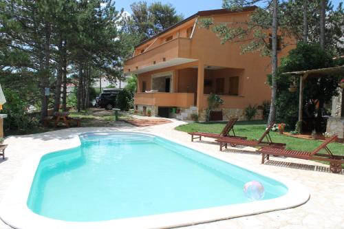 Apartments Lili, Baška
