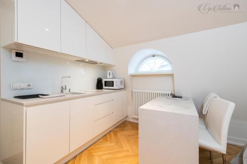 Vip Old Town Apartments - image 2