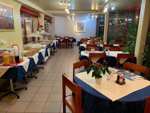 طعام و مشروبات, Hotel Lyssach in لوفين