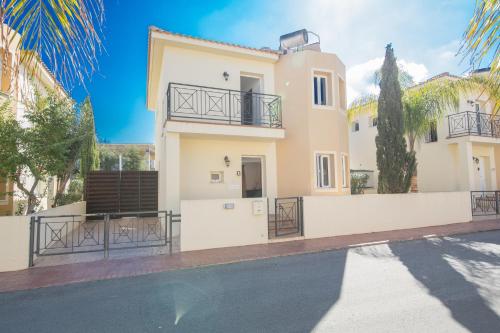 Nancy Villas - image 4