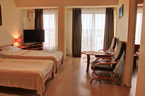 Apartment (2 Adults)