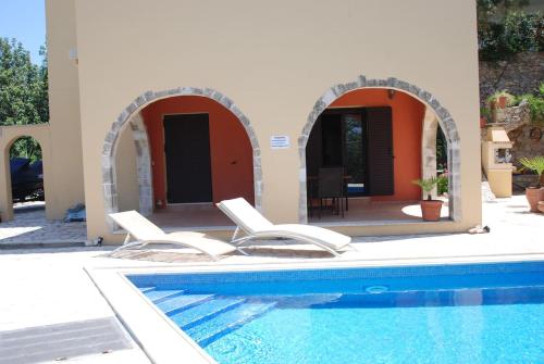  Ariadne Sea View Apartments in Kástellos