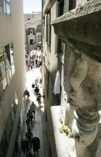 Palace Augubio - image 3