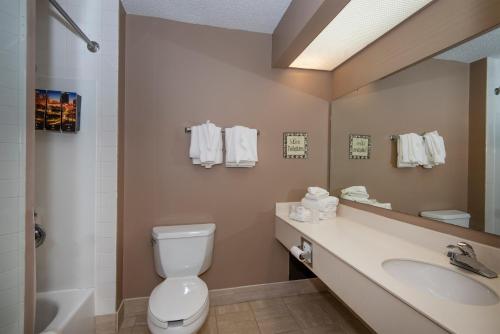 Guest Inn & Suites - Midtown Medical Center