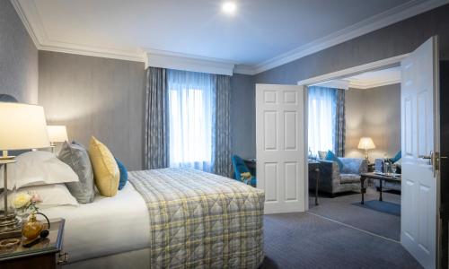 Temple Gate Hotel in อินนิช