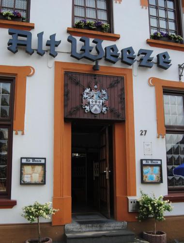 Alt Weeze - image 14