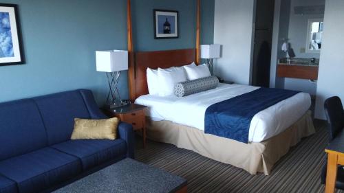 Rockland Harbor Hotel image 8
