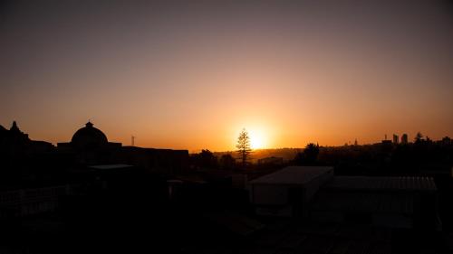 Econunay Hostels - image 5
