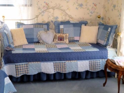 Belle Aire Mansion Guest House - image 8