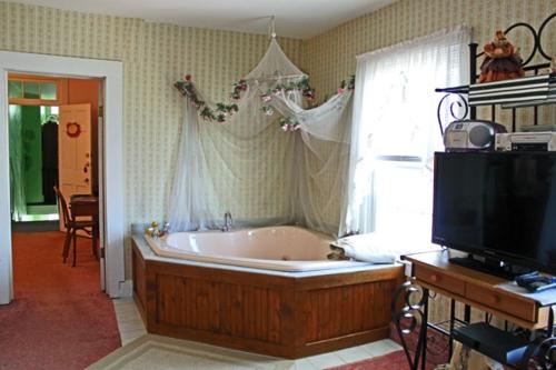 Belle Aire Mansion Guest House – Galena, IL