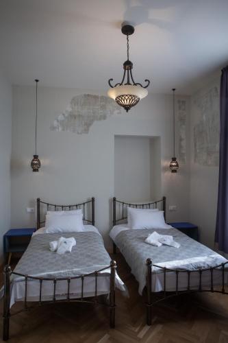 Bricks Room Hotel – Tbilisi, MA