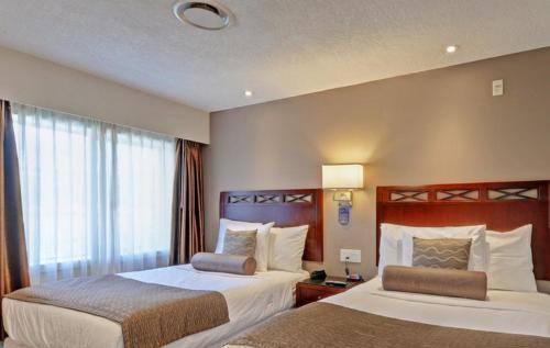 Red Lion Inn and Suites Victoria