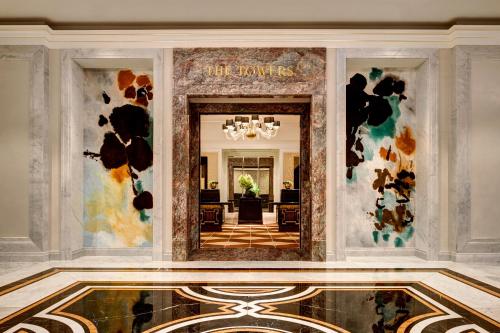 Towers at Lotte New York Palace - image 5