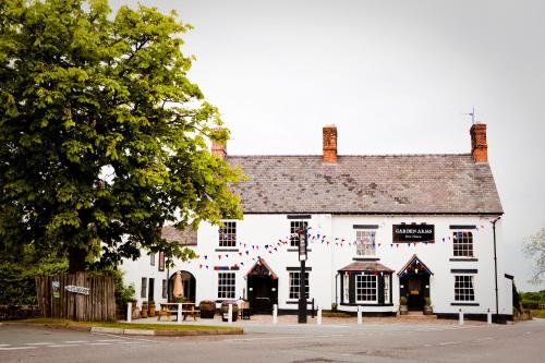 The Carden Arms - Accommodation - Tilston