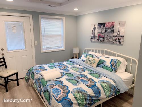 EN SUITE NEXT TO FELLS POINT in Baltimore, USA