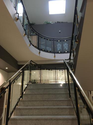 Hôtel Restaurant de L'Europort (Hotel Restaurant de L'Europort) in 聖阿沃爾德