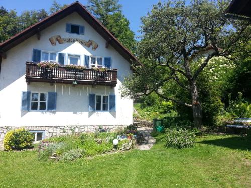 Pension Rosenheim, Pension in Treffen bei Gummern