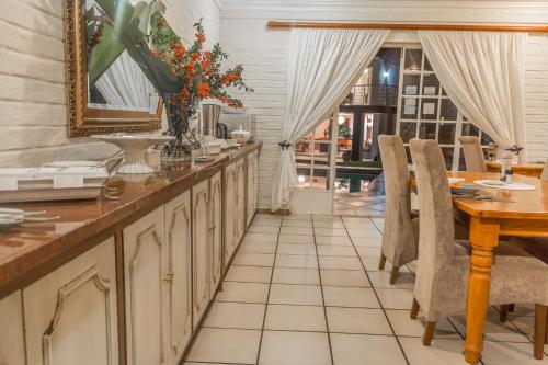 Comoditats, Thatchfoord Lodge in Sandton