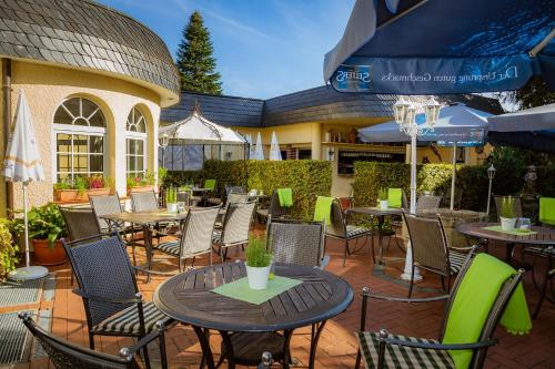 Restaurant, Hotel-Restaurant Zur Krone in Lohnberg