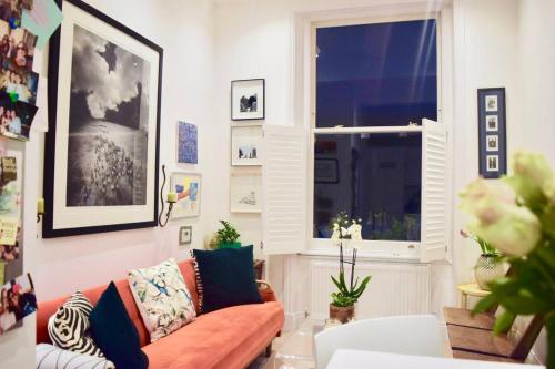 2 Bedroom Flat In Central Brixton