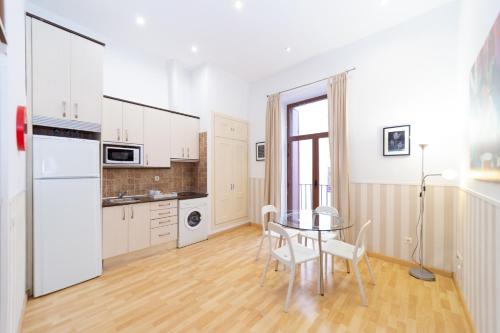 Apartamentos Puerta Del Sol I - Madrid