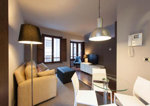 MyHouseSpain - Apartamentos Moros 41