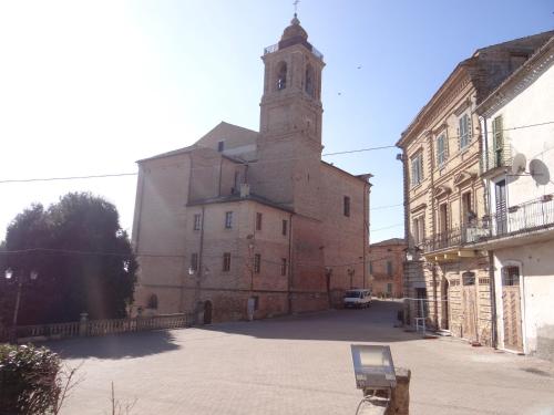 Villetta in collina a due passi dal mare