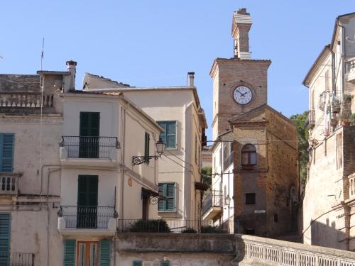 Villetta in collina a due passi dal mare