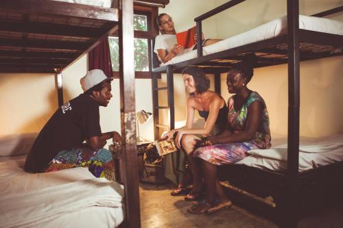 1 bunk bed