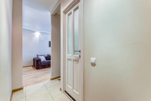 Welcome Home Apartments Tavricheskaya 2 - image 3
