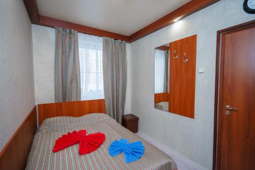 42 Km Hotel