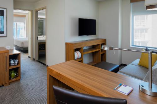 Hyatt Place Long Island City - image 11