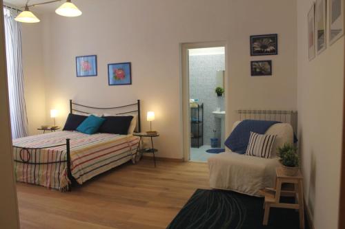 Home 103, Rome