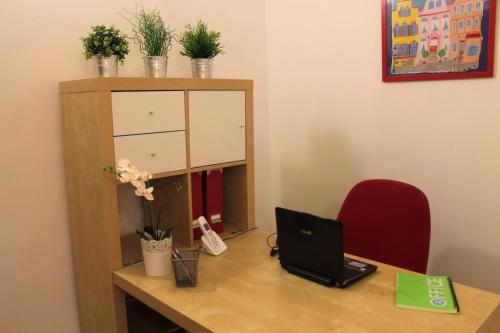Home 103 - image 6