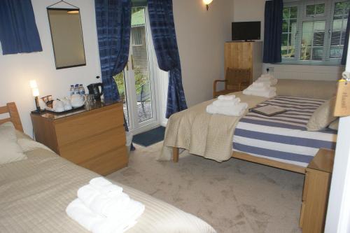 Woodacre B & B - image 2