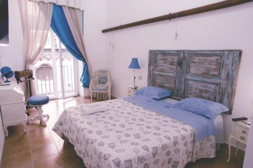 Casa Antonia, Neapol