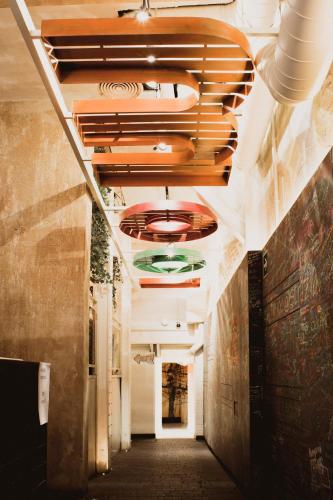 room007 Chueca Hostel - image 2