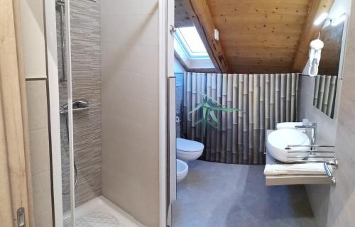 Twin Room with Private External Bathroom