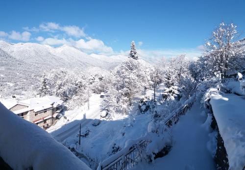 Το Ηλιοβασίλεμα (Το Ηλιοβασιλεμα) in Megalo Chorio