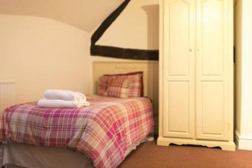 The Bell Hotel - image 13