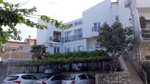  One-Bedroom Apartment in Selce I in Selce