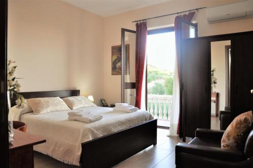 1 queen bed