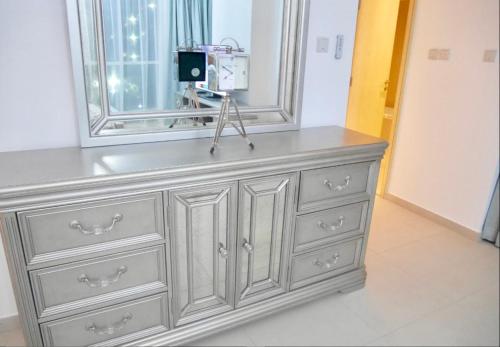 Stunning 5* 4BR-Oceanfront-Apartment - image 3
