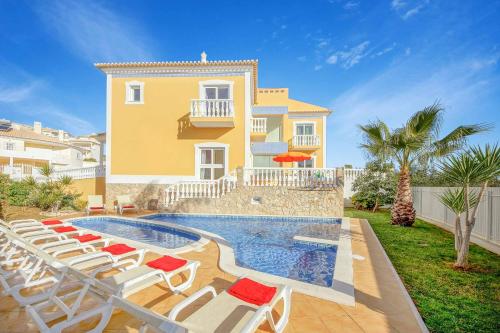  Villa Pinho in Albufeira