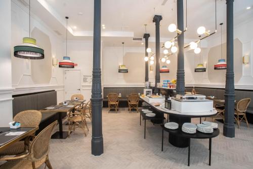 Soho Boutique Opera - image 10