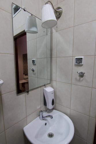 Yagel Hostel - image 8