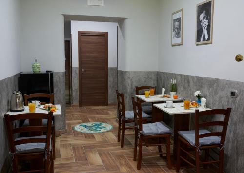 Authentic Neapolis in the hearth of the center, Naples (photo 10)