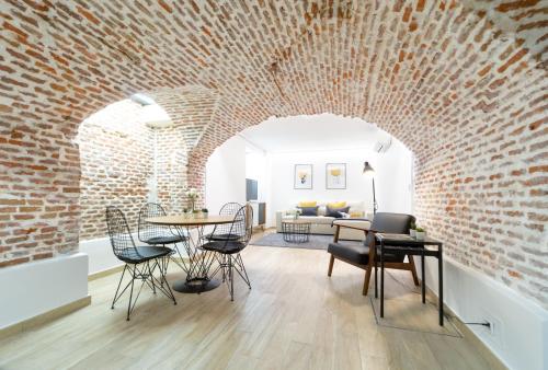 LA ALCAZABA - image 12