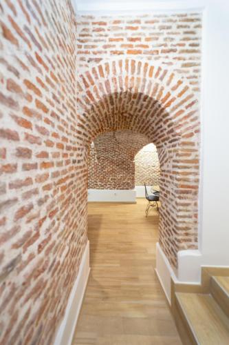 LA ALCAZABA - image 8